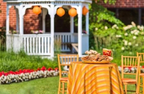 Downtown Baltimore Hotel | Spacious Good-Value Accommodation! Near Penn Station, Pet-Friendly, w/ Pool