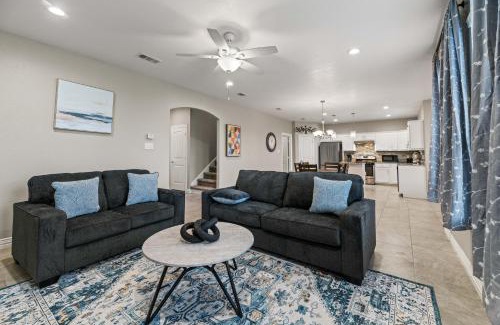 South Arlington Casa | Spacious Grand Prairie Getaway