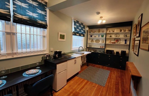 Loddon Apartamento | Spacious ground floor apartment in a Norfolk (England) mansion.