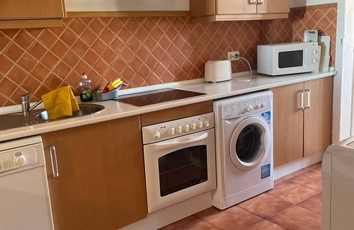 Alcorrin Apartamento | Amplio apartamento de lujo en planta baja con estacionamiento subterráneo