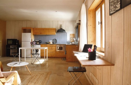 Monoblet Apartamento | Spacious ground-floor studio with magnificent view of the Cévennes foothills