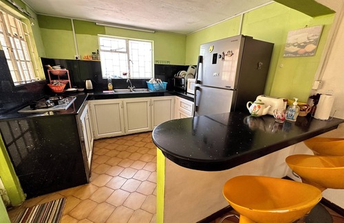 Vacoas-Phoenix Casa | Spacious Ground Floor 2 Bedroom Home with Parking.