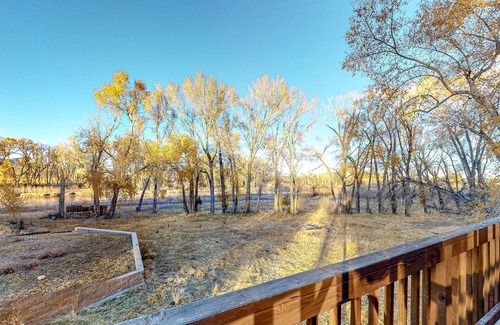 South Fork Casa | Spacious Guest House on the River w/Mountain Views, River Access, and Balcony