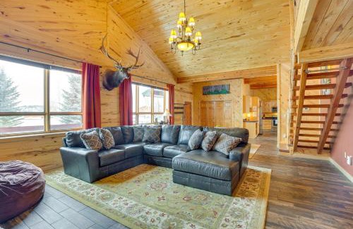 Gunnison Casa | Spacious Gunnison Home Ski, Hike, Bike and Fish!