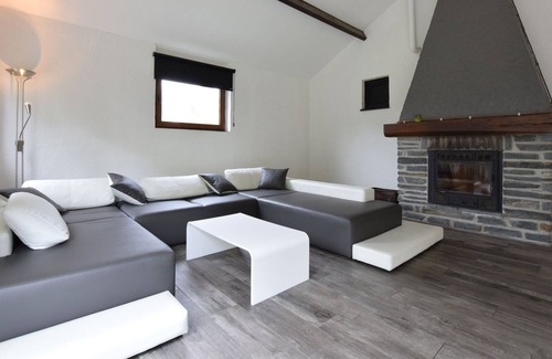 Beausaint Casa | Espaciosa Casa en La Roche-en-Ardenne con piscina