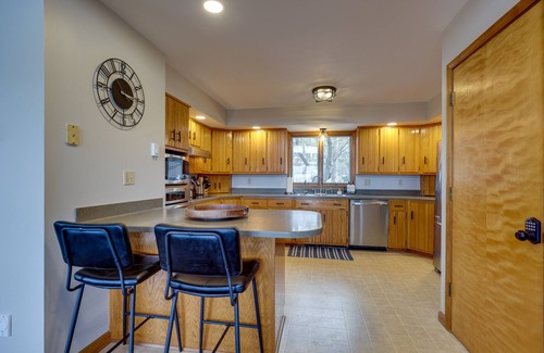 Hammondsport Casa | Spacious Hammondsport Home on 6 Acres w/ Lake View