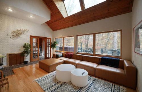 Athens Apartamento | Spacious Hidden Gem in Athens OH