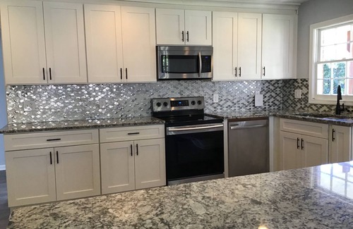 Lithonia Casa | Spacious Historic 4 bed 2 bath Home close to Atlanta and State Parks