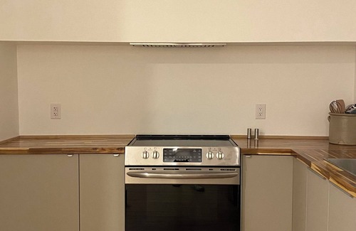 Downtown Halifax Apartamento | Spacious historic downtown Halifax apartment