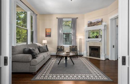 Five Points South Casa | Spacious Historic Family Home Near UAB