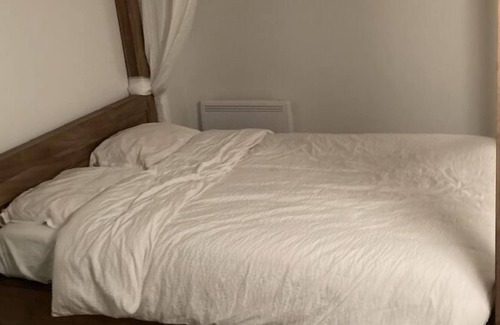 Caniac-du-Causse Casa | Spacious holiday home in Caniac-du-Causse with Hot Tup