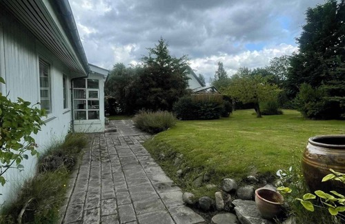Buresø Casa | Spacious holiday home with large plot by Buresø