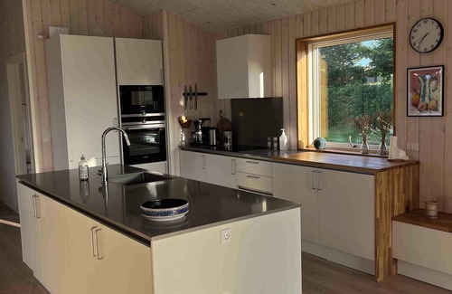 Bog By Casa | Spacious holiday home on Bogø
