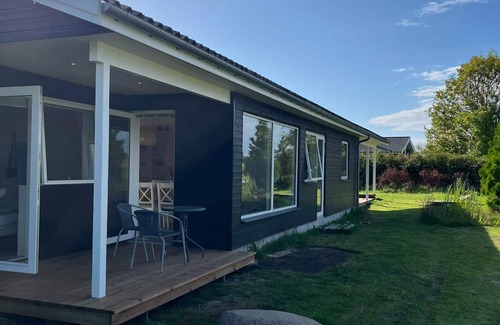 Bog By Casa | Spacious holiday home on Bogø