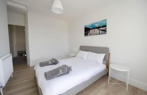 Porthcawl Casa | Spacious Holiday Home in Porthcawl