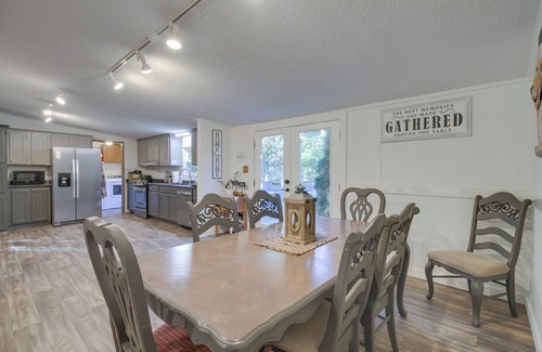 Nellysford Cabaña | Spacious Home: 10 Miles to Wintergreen Resort!