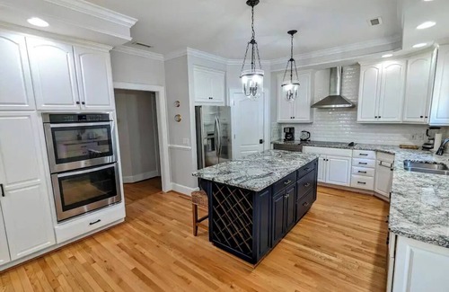 Wilmington Casa | Spacious home, 24' boat slip, waterfront community