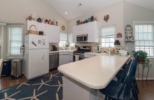 Admiral Estates Casa | Spacious Home Close to Beach