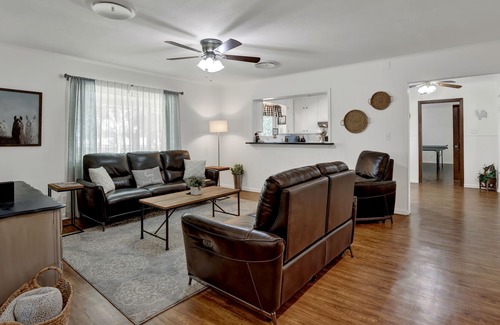 Stonewall Casa | Spacious Home - Fire Pit, BBQ and Outdoor Seating!