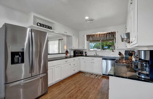 Stonewall Casa | Spacious Home - Fire Pit, BBQ and Outdoor Seating!