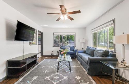 Chico Casa | Spacious Home & Guest House, 2 Kitchen & Garden