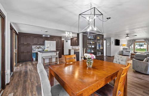 Green Bay Casa | Spacious home in Green Bay with hot tub, fireplace & fitness room