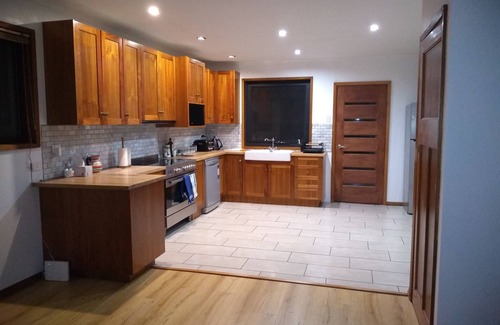 Heathcote Casa | Spacious home in Heathcote township. Perfect for families and groups.