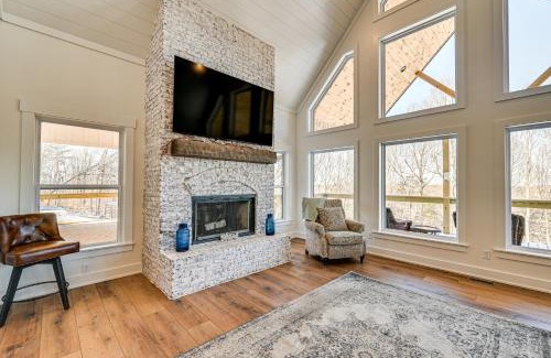 Clarkson Casa | Spacious Home in Paradise Grove Nolin Lake!