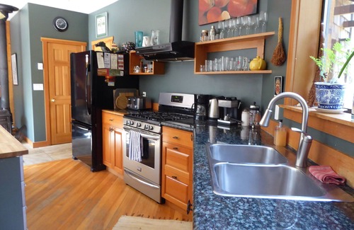 Tofino Casa | Amplia casa en el mejor barrio de surf y arena de Tofino