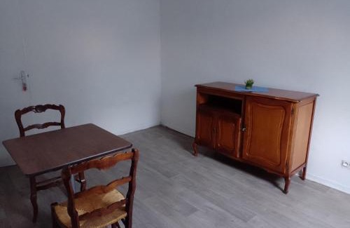 Lieusaint Cabina | Spacious Home - Maison Spacieuse
