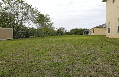 Port Saint Lucie Casa | Spacious Home near BEACH/GOLF/ARCADE/SHOPPING/FOOD & More