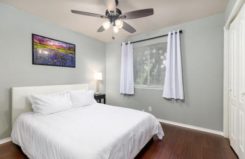 West San Antonio Casa | Spacious Home Near Sea World