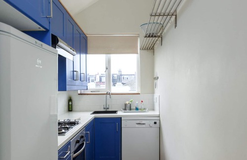 Shaftesbury Apartamento | Amplia casa frente a Clapham Common en calle residencial, 3 x dormitorios, terraza,