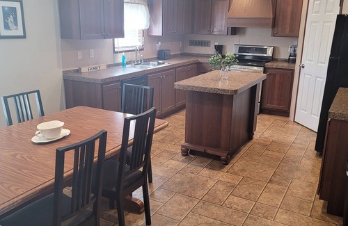 Lake Charles Casa | Spacious home on dead end culdesac in quiet country community