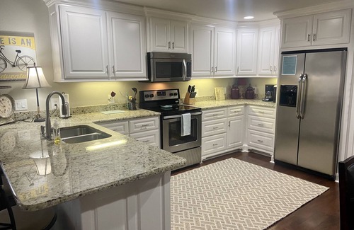 Lakeland Casa | Spacious Home on Lake Hamilton with Covered Boatdock / 3 Kayaks