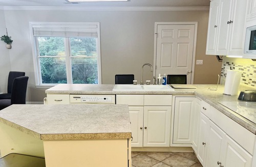 Calhoun Villa | Spacious home w/ 8ft pool just 1.1 miles to 1-75