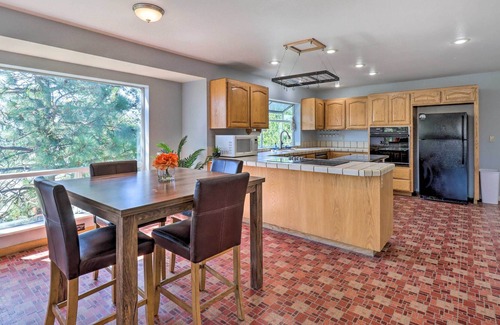 Carson City Casa | Spacious Home w/ Mtn Views & Starlink WiFi!