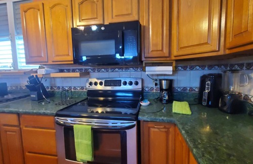 Isabel II Apartamento | Spacious home walk to beach and ferry