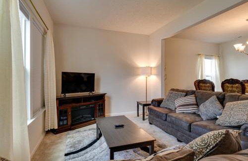 Brownsburg Casa | Spacious Home with Fireplace - Near Golf!