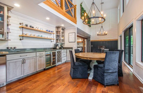 Saint Joseph Casa | Spacious home with game room, hot tub, fireplace, fast WiFi & home theater