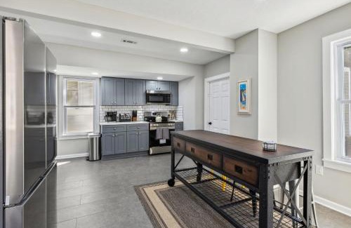 Sandusky Casa | Spacious Home with Game Room - 9 mins from Cedar Point