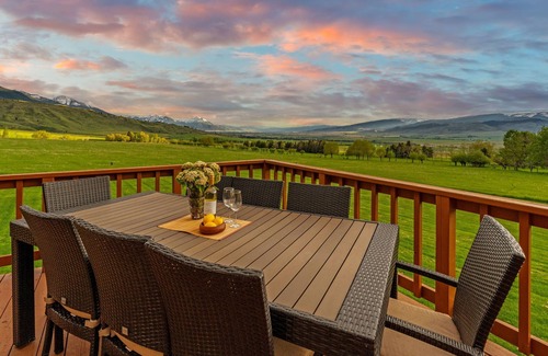 Livingston Casa | Spacious home with mountain and valley views, seconds to Deep Creek trailhead