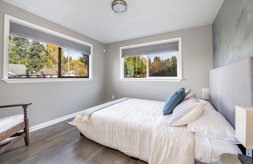Phinney Ridge Casa | Spacious Home with Mountain View