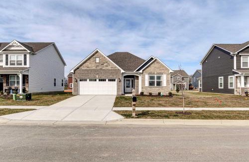 Maxwell Casa | Spacious Home with Patio Near Fishers!