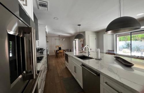 Camelback East Casa | Spacious Home with Pool Villa with Arcades