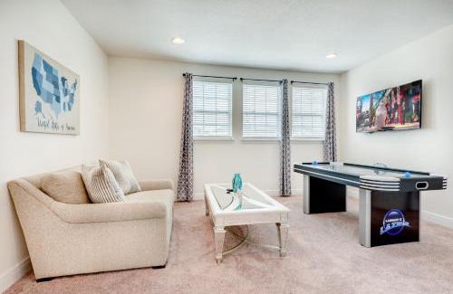 West Kissimmee Casa | Spacious Home With Private Pool And Hockey Table Near Disney With Waterpark & Resort Access At Encore Resort - 7501Mr