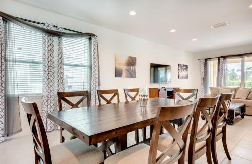 West Kissimmee Casa | Spacious Home With Private Pool And Hockey Table Near Disney With Waterpark & Resort Access At Encore Resort - 7501Mr