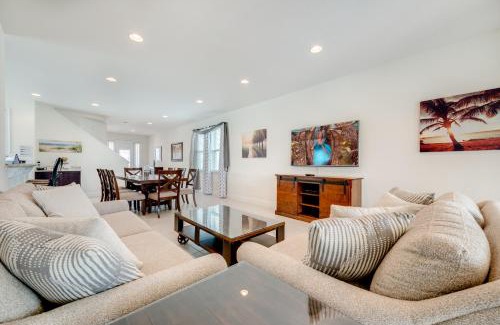 West Kissimmee Casa | Spacious Home With Private Pool And Hockey Table Near Disney With Waterpark & Resort Access At Encore Resort - 7501Mr