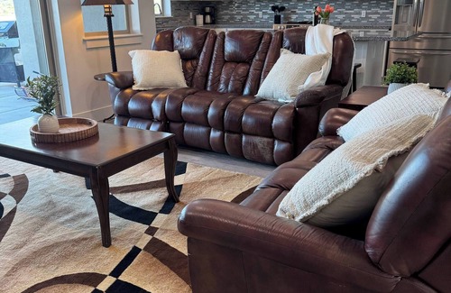 Winnemucca Casa | Spacious Home with Sunset Views | 4/3