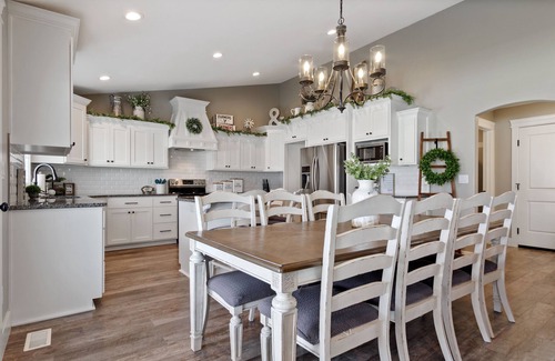 Ammon Casa | Spacious Home with swim spa and games sleeps 27